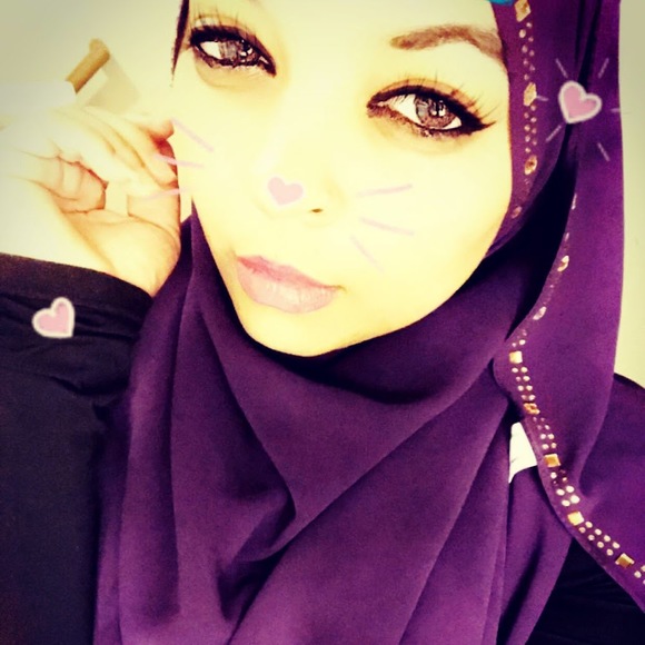 Meet your Posher, Safiyyah - Picture 1 of 1